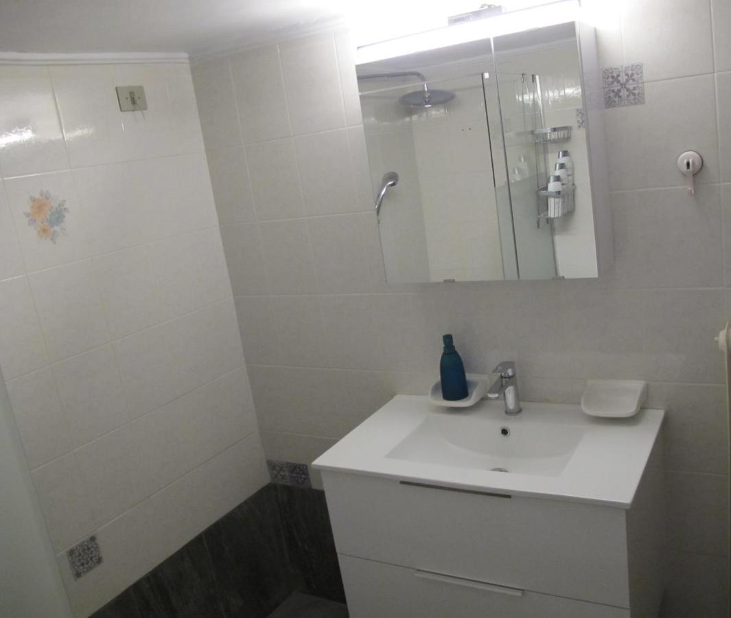Mousses Apartment Спата Екстер'єр фото